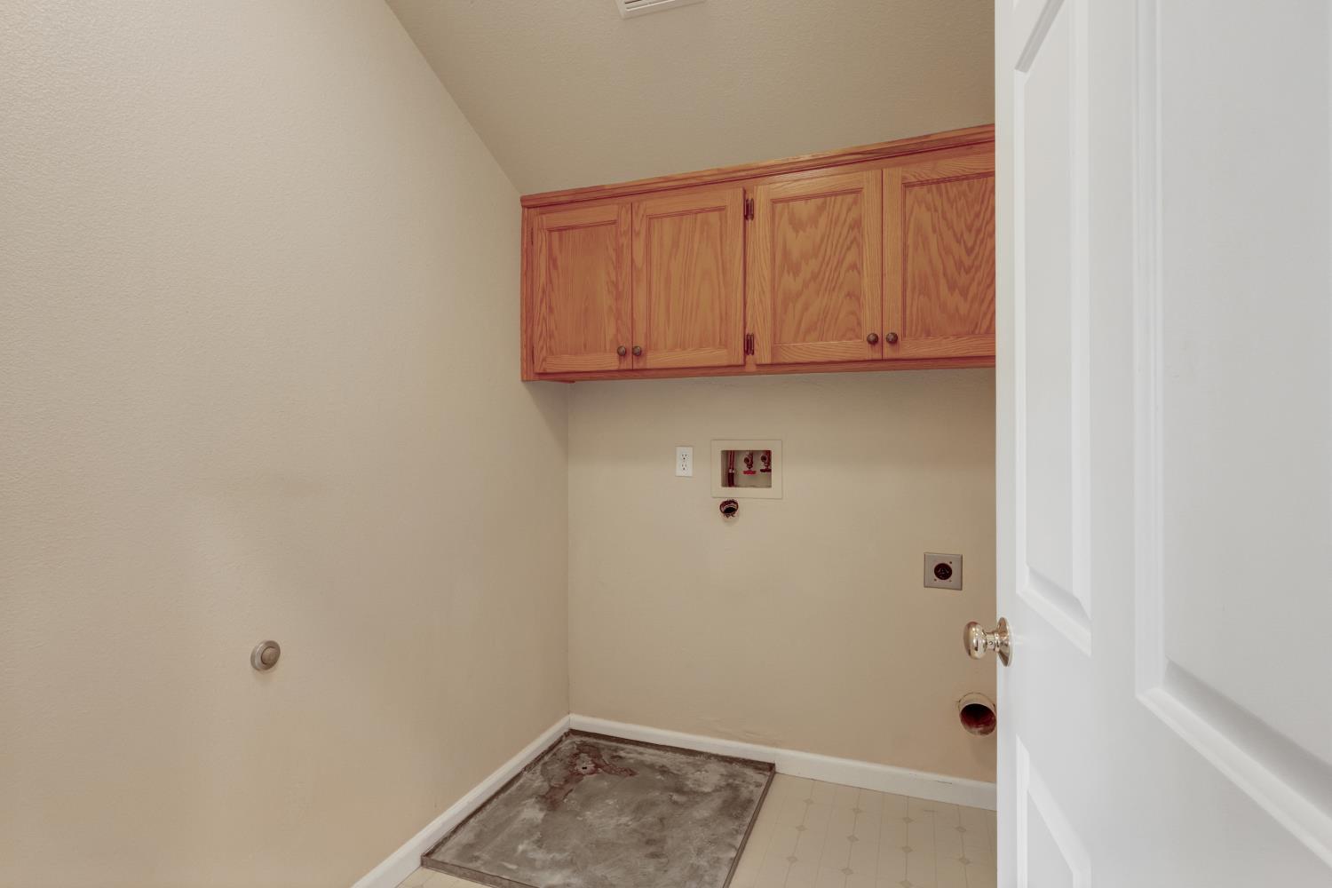561244447_b94235df-0870-46fa-a453-88f14c6c0182.jpg