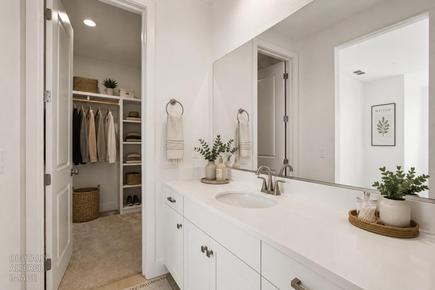 561244579_e41fe90c-b128-47fd-8ad3-275459c0bdd2.jpg
