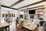 561233252_34977714-3094-4775-bc99-2b0d40fe0167.jpg
