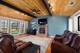 561233609_e39f8bac-d2b7-49c6-b2e1-e55a66b73cdd.jpg